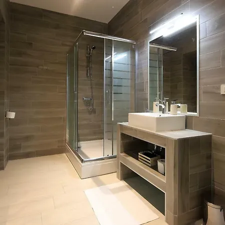 Karla Apartment