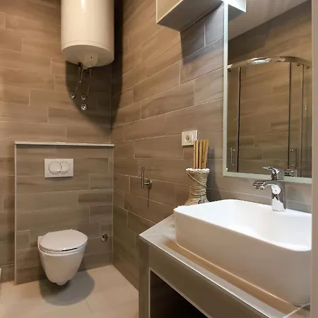 Karla Apartman